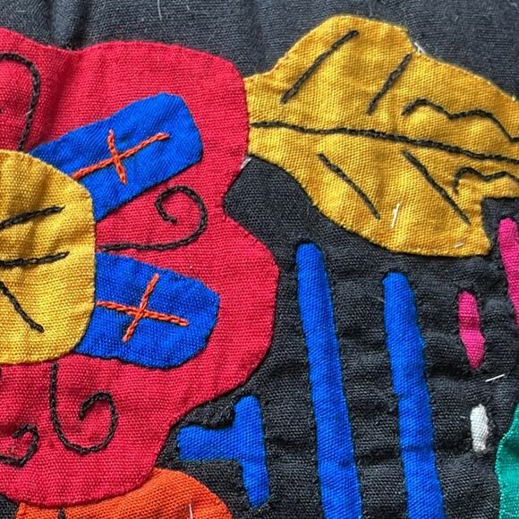 Appliqué Black Hand Sewn Quilted Parrot Bag - Picture 6 of 8